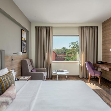 Vivanta Mangalore Oldport Road - Formerly Known As Taj Manjarun Εξωτερικό φωτογραφία